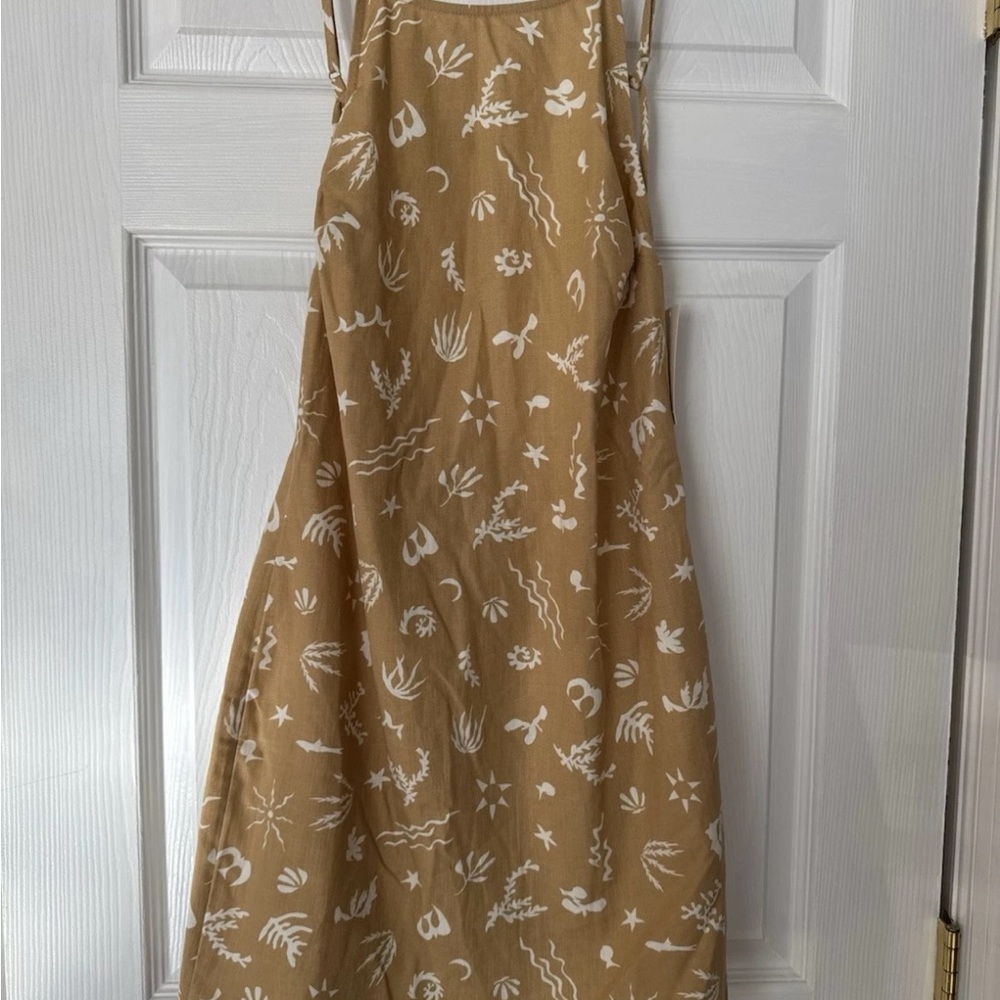 A New Day Junior Woman Backless Dress Adjustable Straps Tan/White Print Size M
